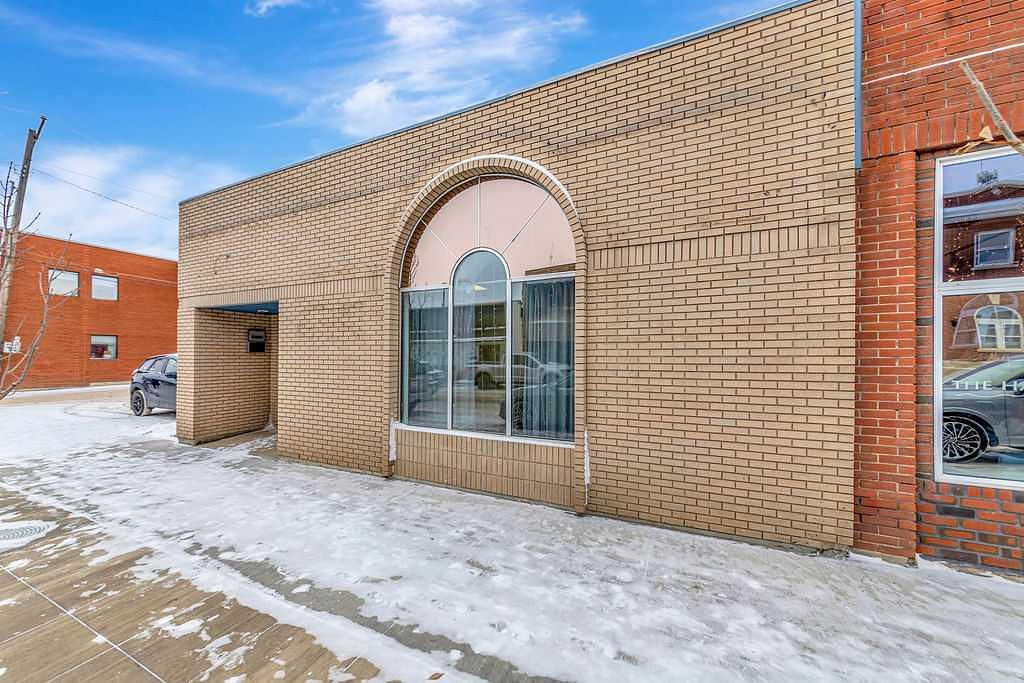 4921 50 Street, Lloydminster, SK
