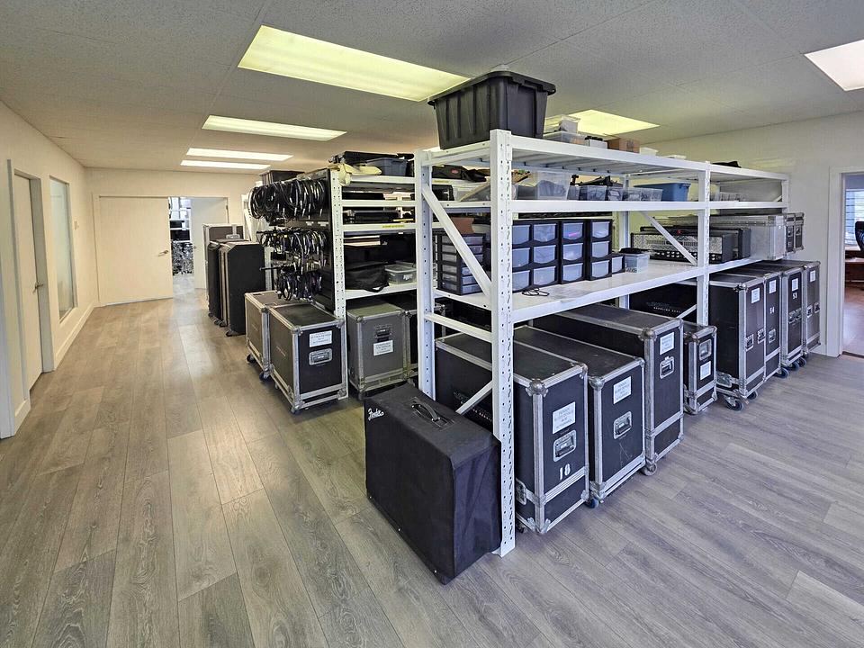 110 & 120 - 11120 Bridgeport Road, Richmond, BC