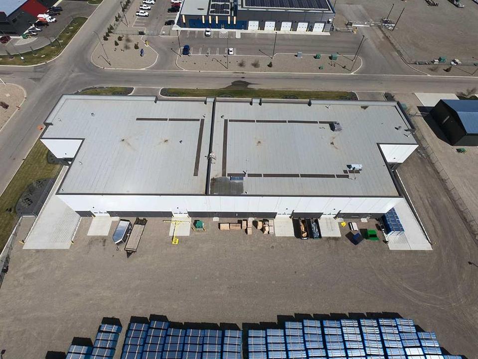 1027 11th Avenue, Coaldale, AB