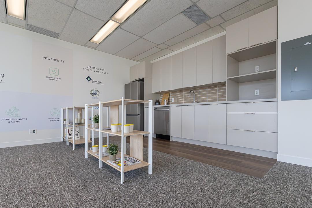 1703 - 180 Dundas Street West, Toronto, ON