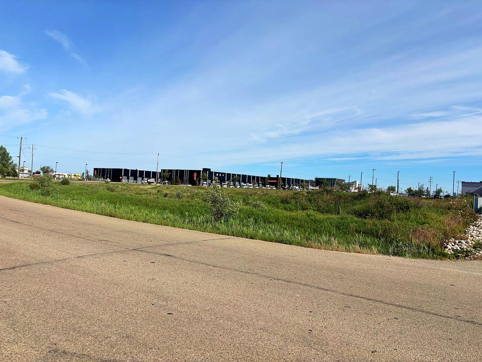 3916 82 Avenue, Leduc, AB