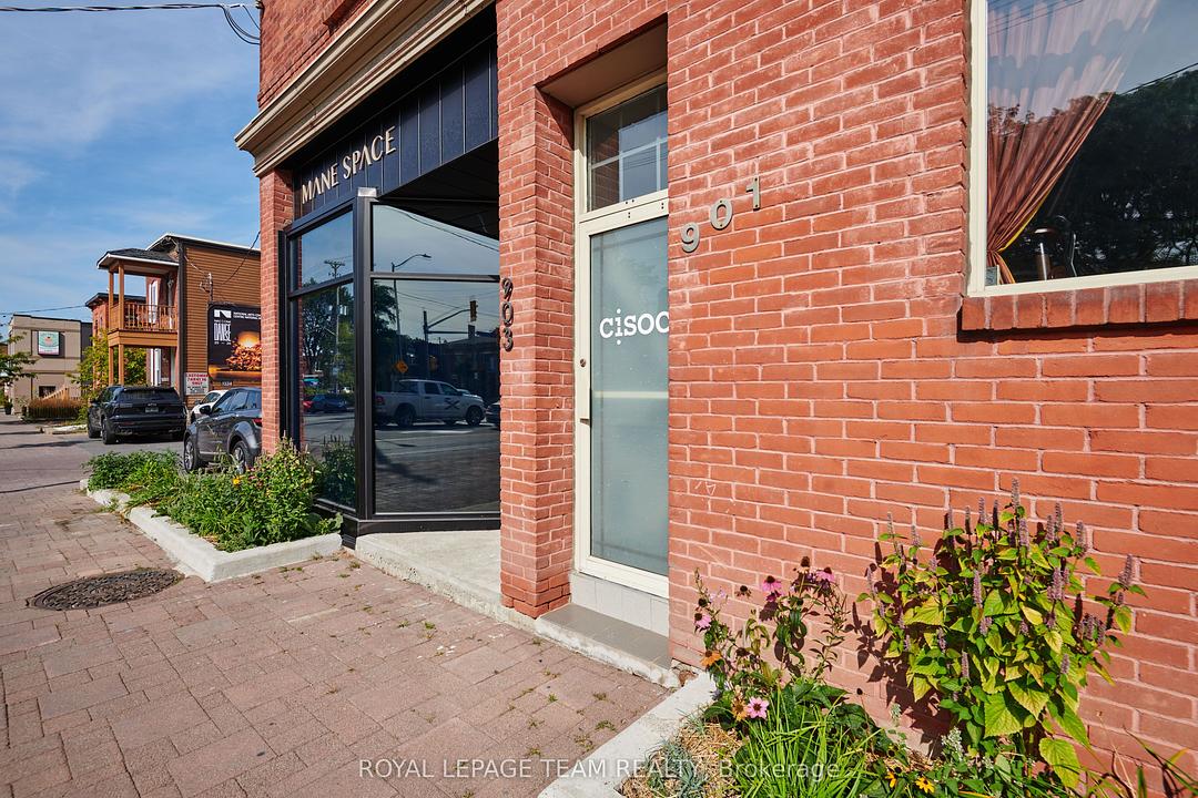 901 Somerset Street West, Ottawa, ON