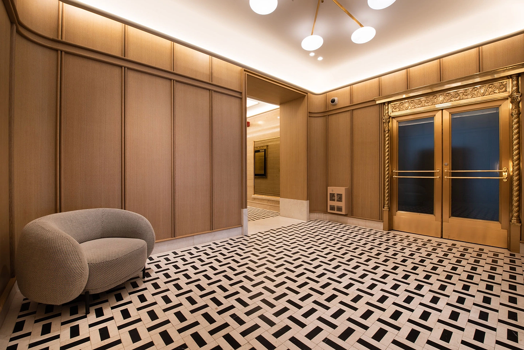 400 - 350 Bay Street, Toronto, ON