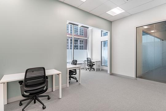 135 Laurier Avenue West, Ottawa, ON
