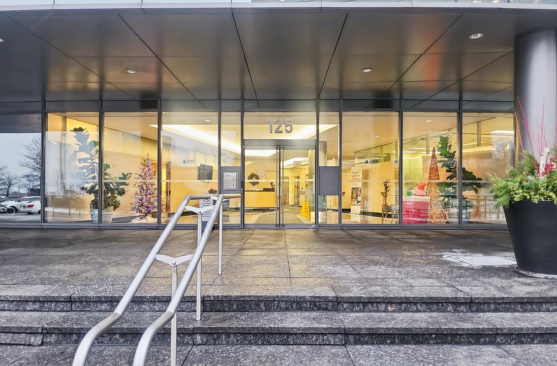125 Commerce Valley Drive West, Markham, ON