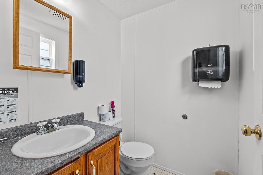 8979 Highway 201, Nictaux, NS