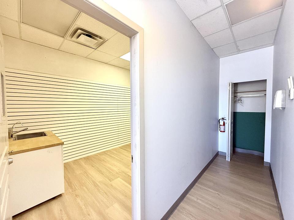 3000 - 8888 Odlin Crescent, Richmond, BC