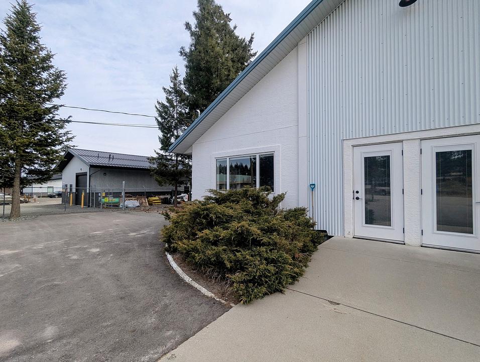 217 Industrial Road F, Cranbrook, BC