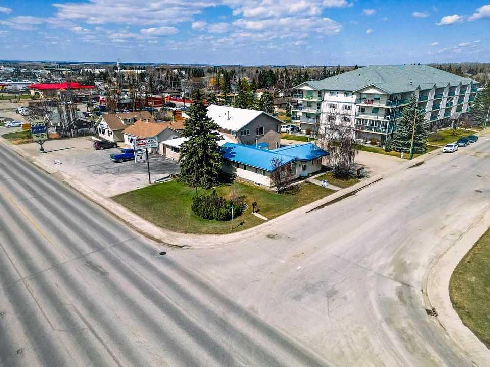 4530 54 Avenue, Olds, AB