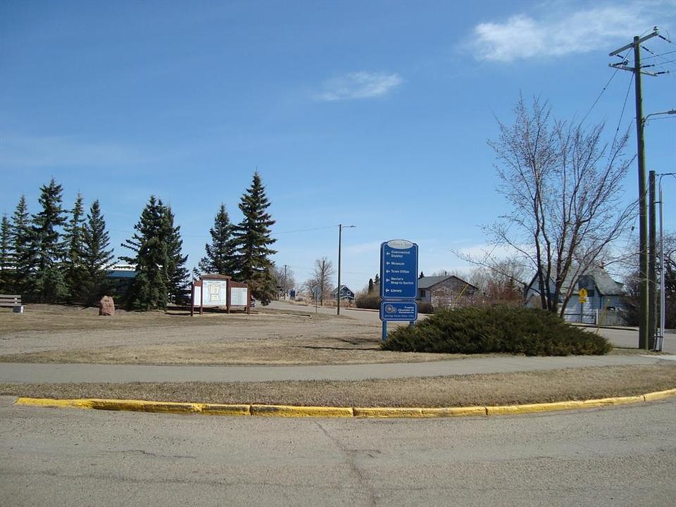Main Street, Trochu, AB
