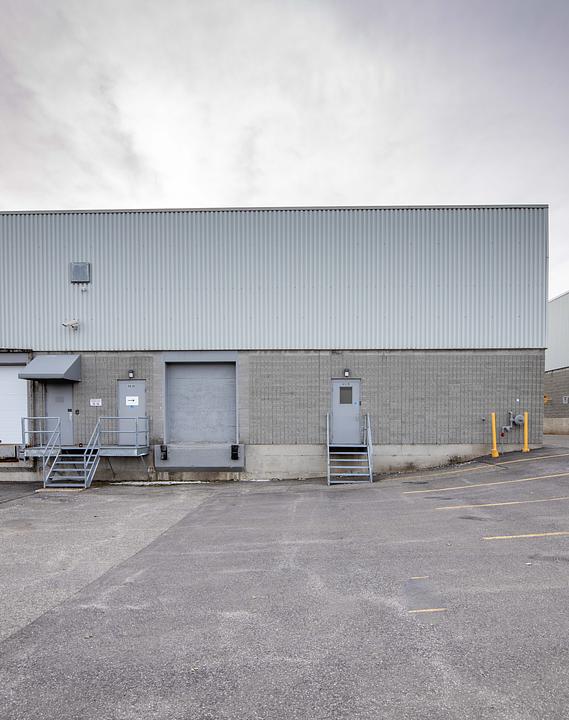 4939 Rue Lévy, Saint-Laurent, QC