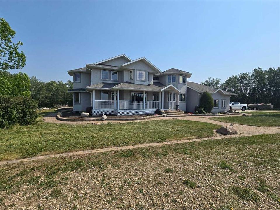 28244 Alberta 590, Innisfail, AB