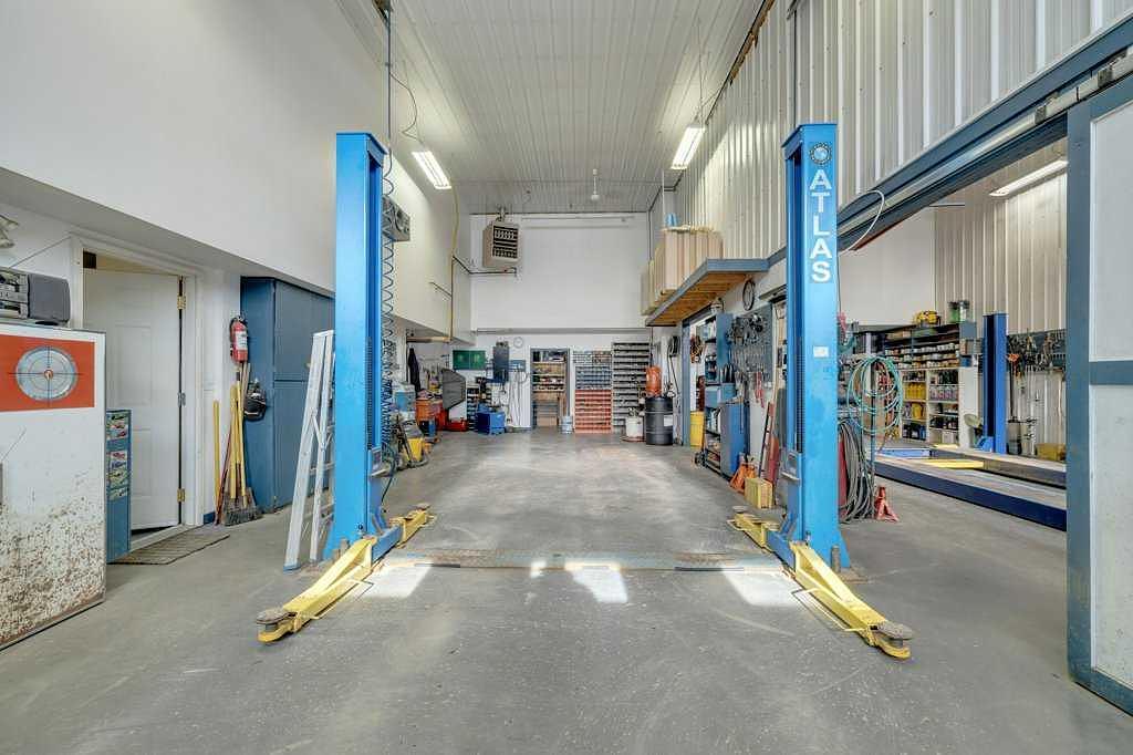 5025 46 Avenue, Rimbey, AB