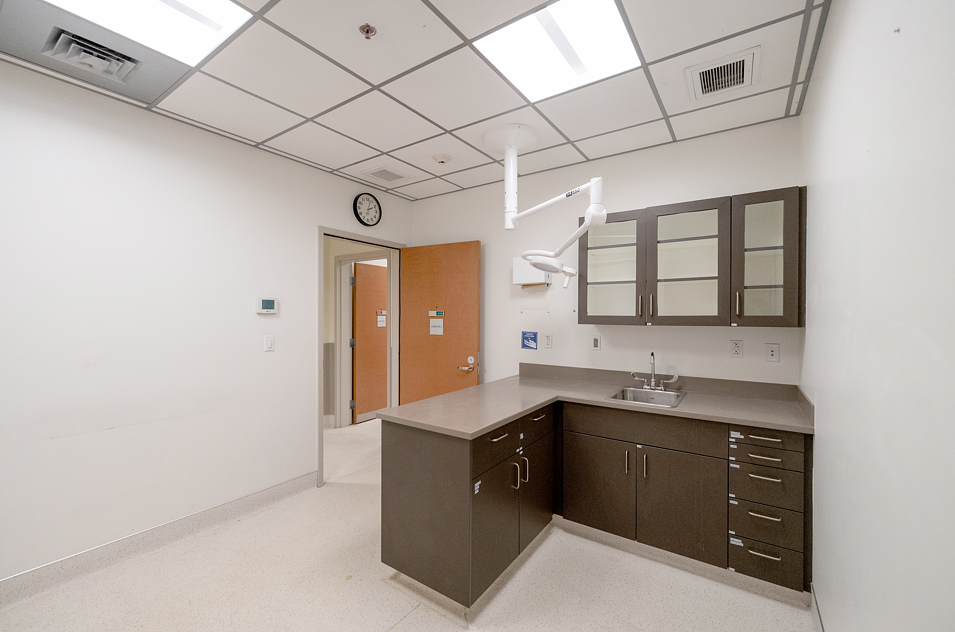 2580 Capilano Road, North Vancouver, BC