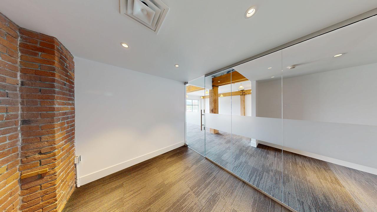 301 - 111 Water St, Vancouver, BC