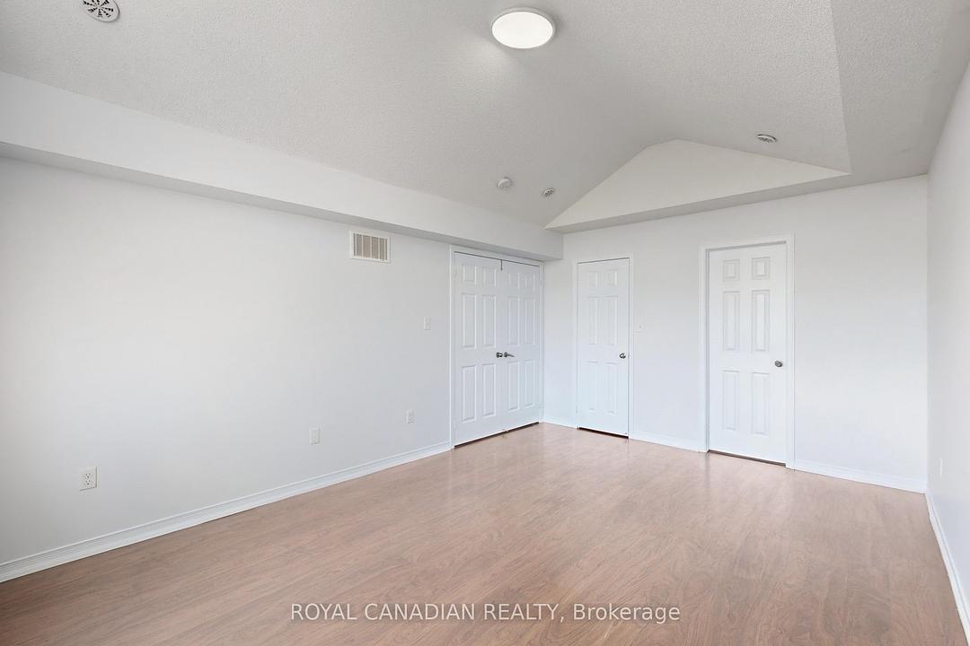 54 Chesterwood Crescent, Brampton, ON