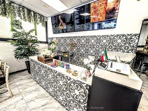 559 Steven Court, Newmarket, ON