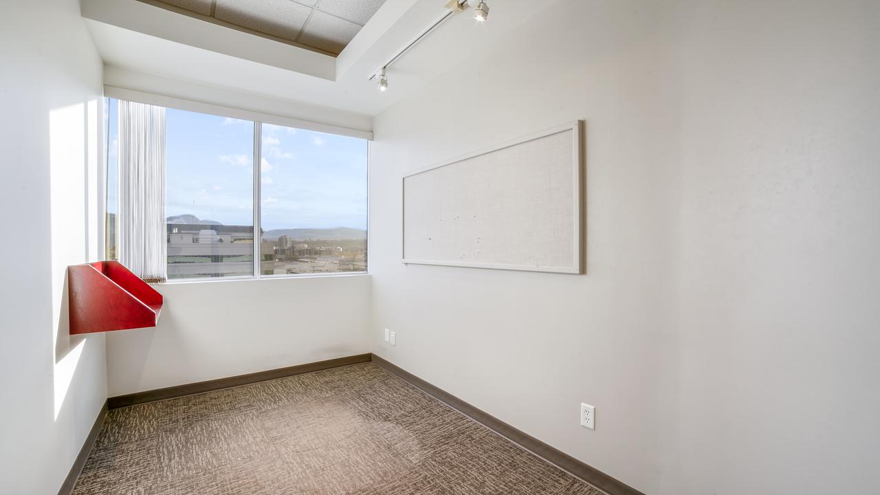 710 - 1708 Dolphin Avenue, Kelowna, BC