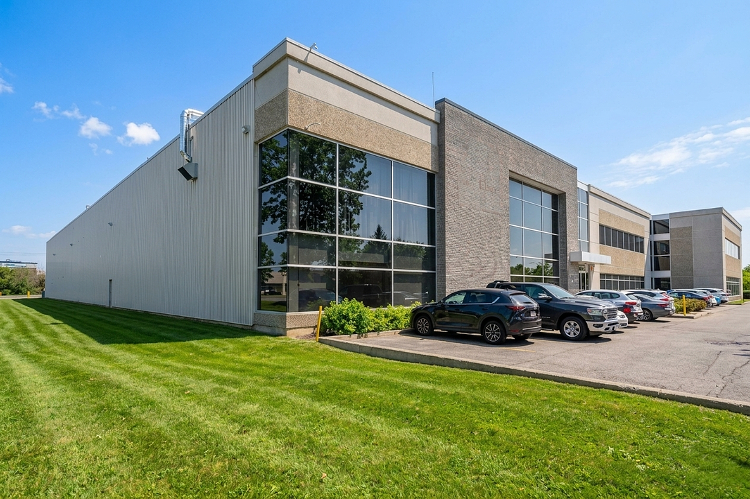 16715 Boulevard Hymus, Kirkland, QC