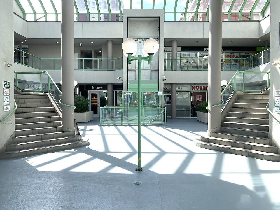 227 - 1433 Lonsdale Ave, North Vancouver, BC