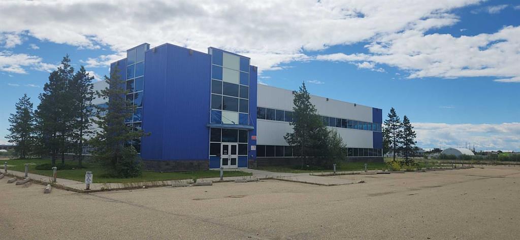 8601 99 Street, Clairmont, AB