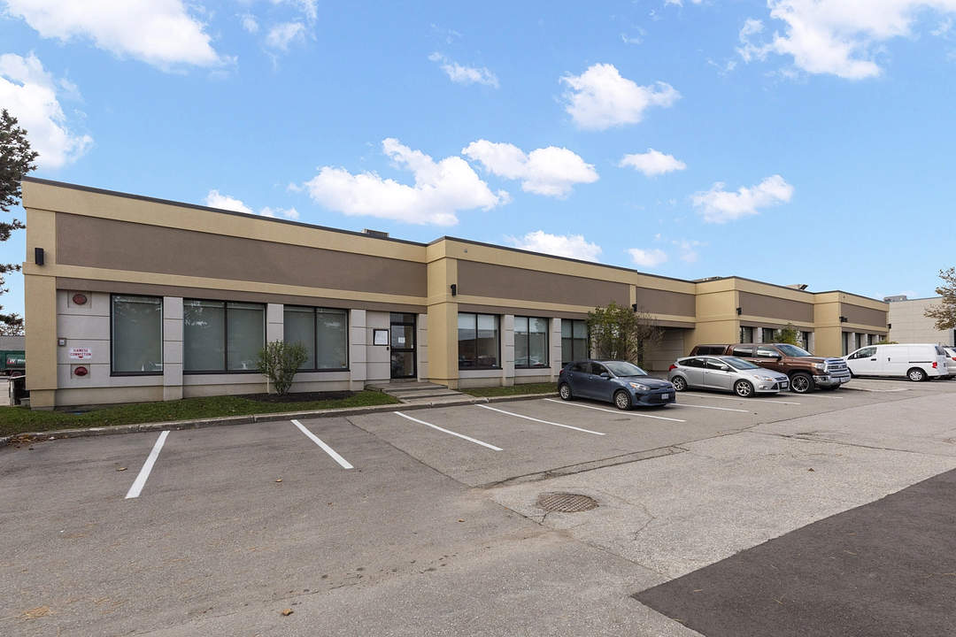 7-8 - 1495 Bonhill Road, Mississauga, ON
