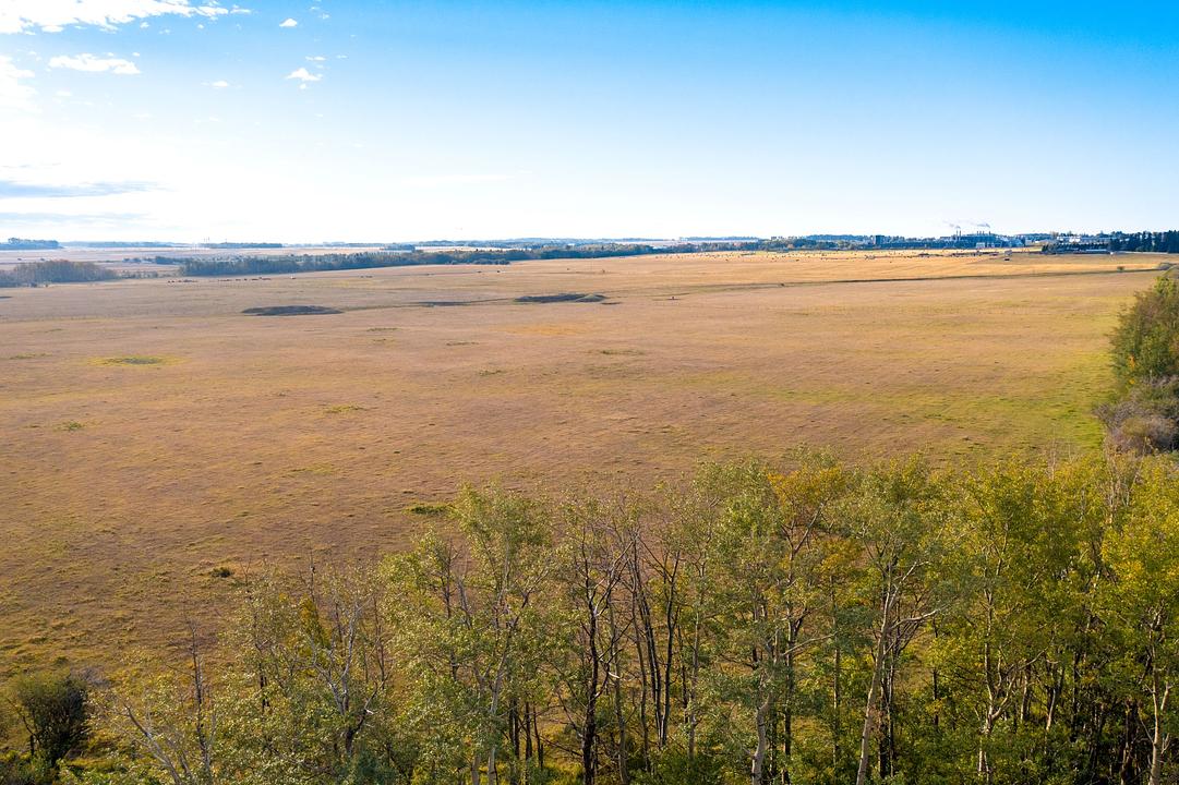 7520 C And East Trail, Innisfail, AB