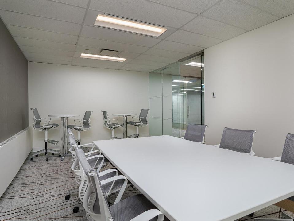500     - Show Suite - 530 8 Avenue Southwest, Calgary, AB