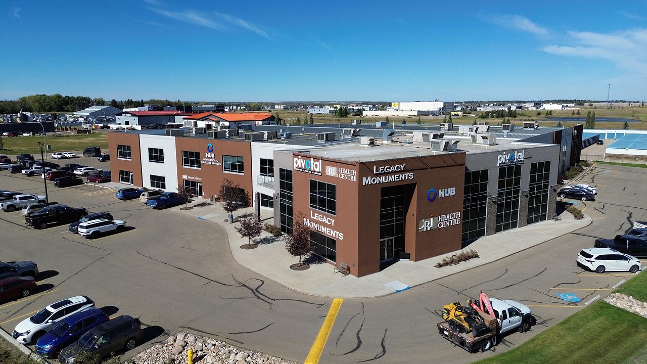 102B - 33 Mckenzie Crescent, Red Deer County, AB