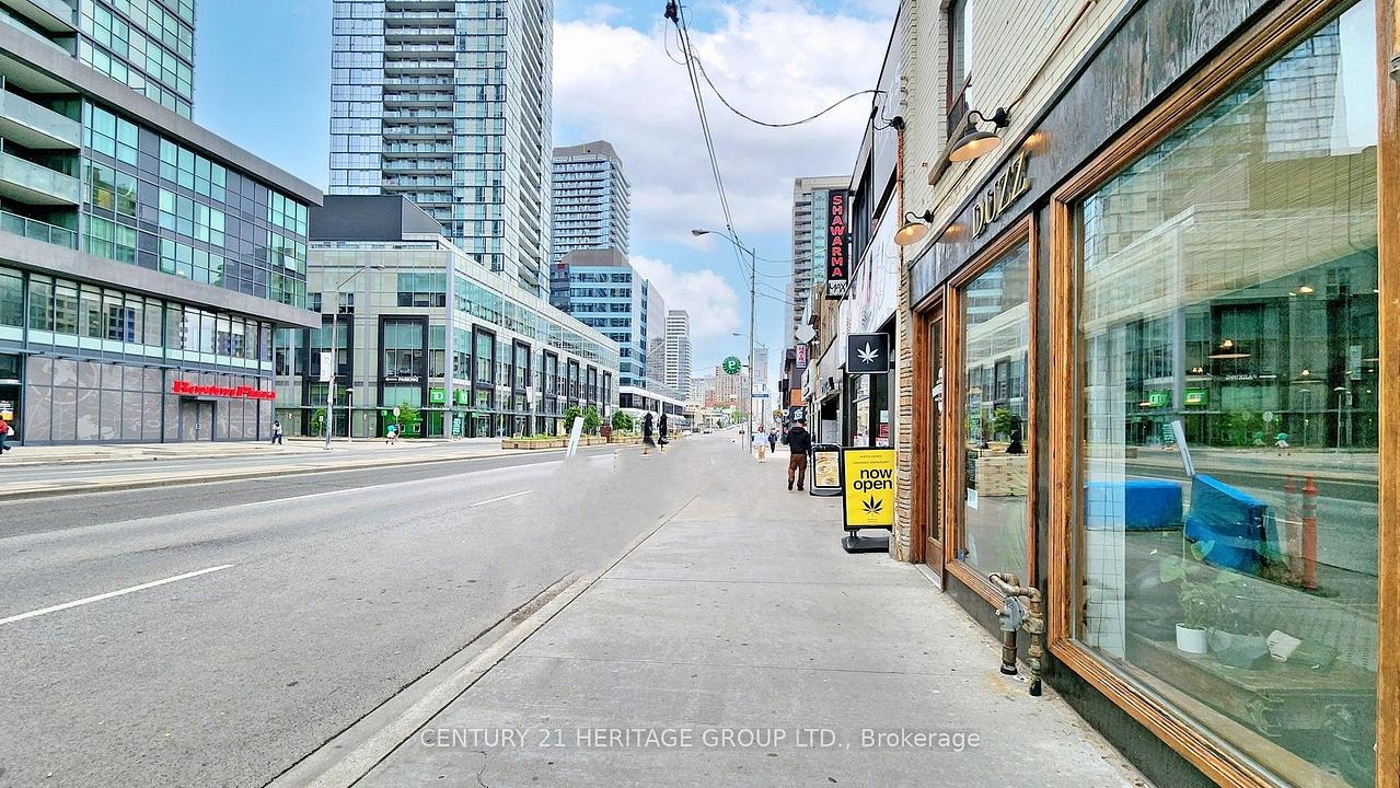 5171 Yonge Street, Toronto, ON