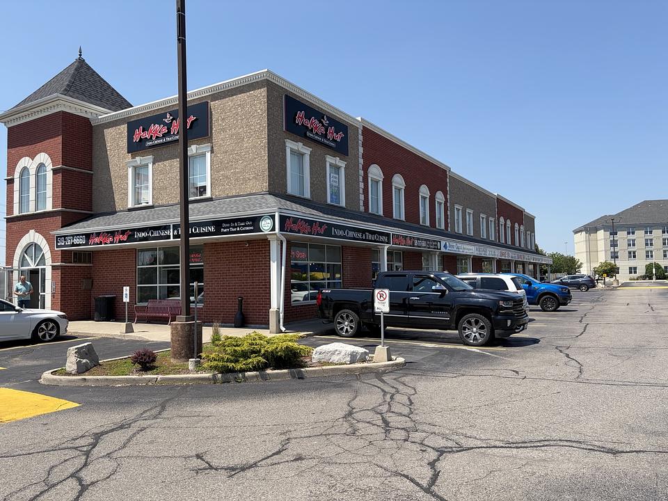 688 Hespeler Road, Cambridge, ON