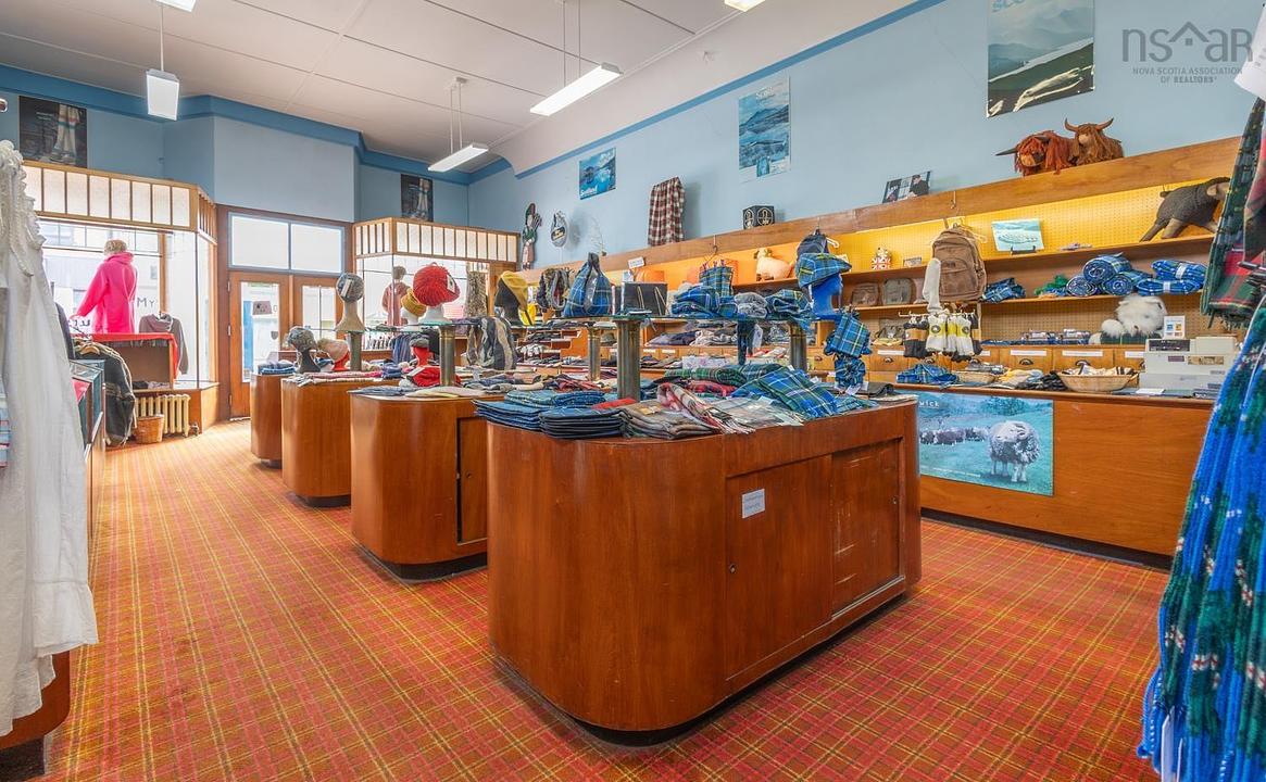 352 Main Street, Yarmouth, NS