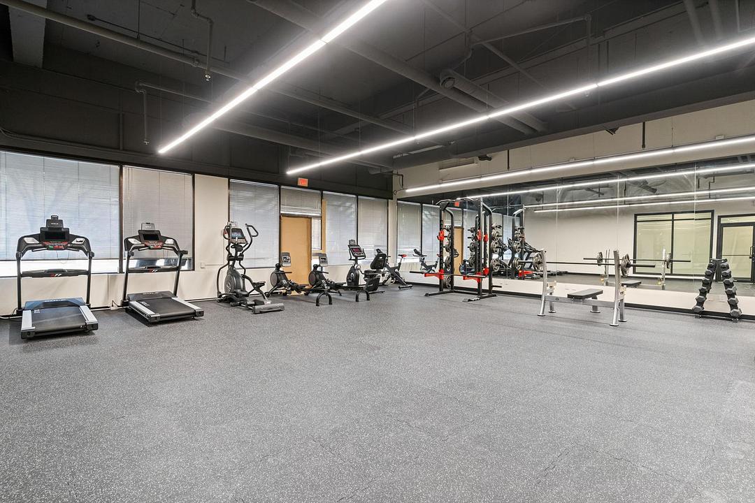 10015 103 Avenue Northwest, Edmonton, AB