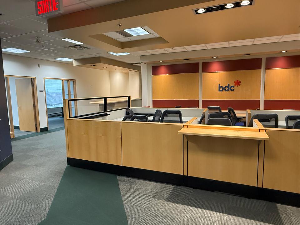 300 - 1570 Rue Ampère, Boucherville, QC