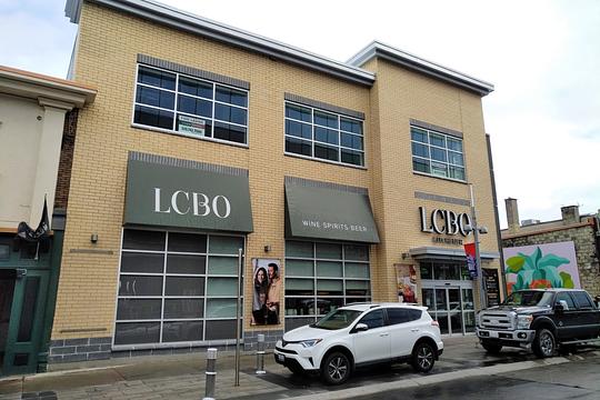 340 King Street West, Kitchener, ON