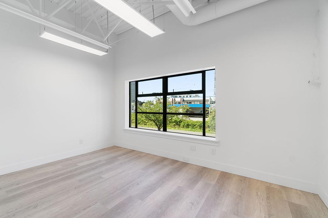 9030 Oak St, Vancouver, BC