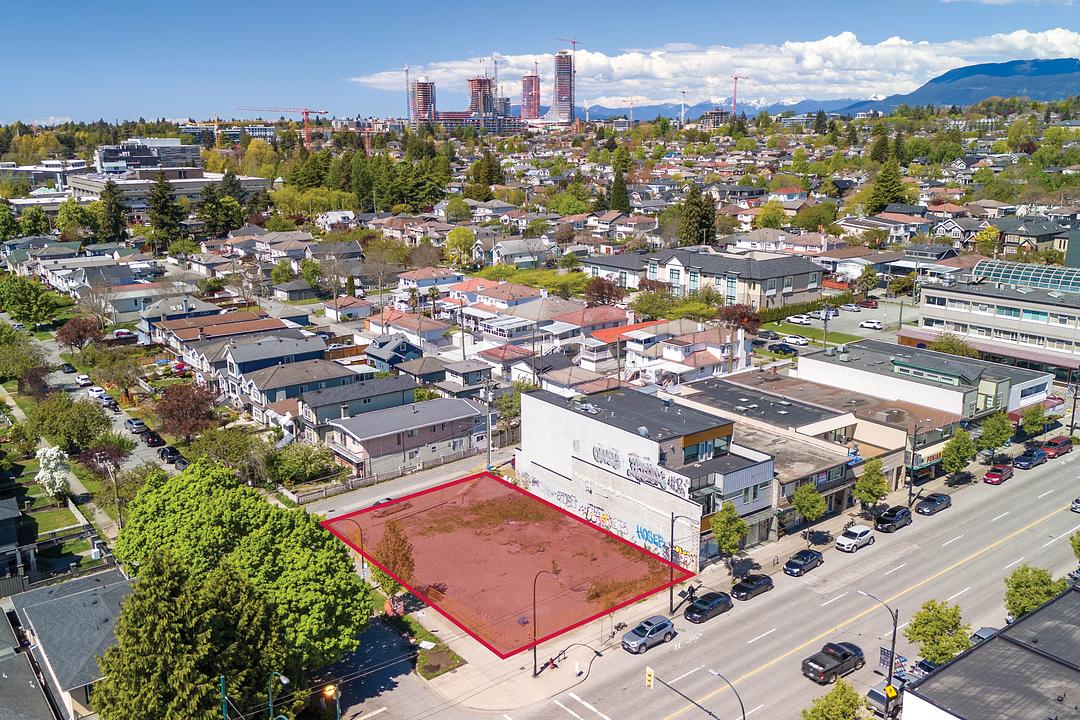 6679 Main Street, Vancouver, BC