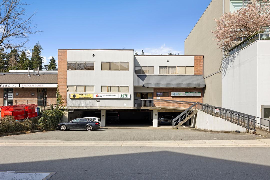 1075 Marine Drive, North Vancouver, BC