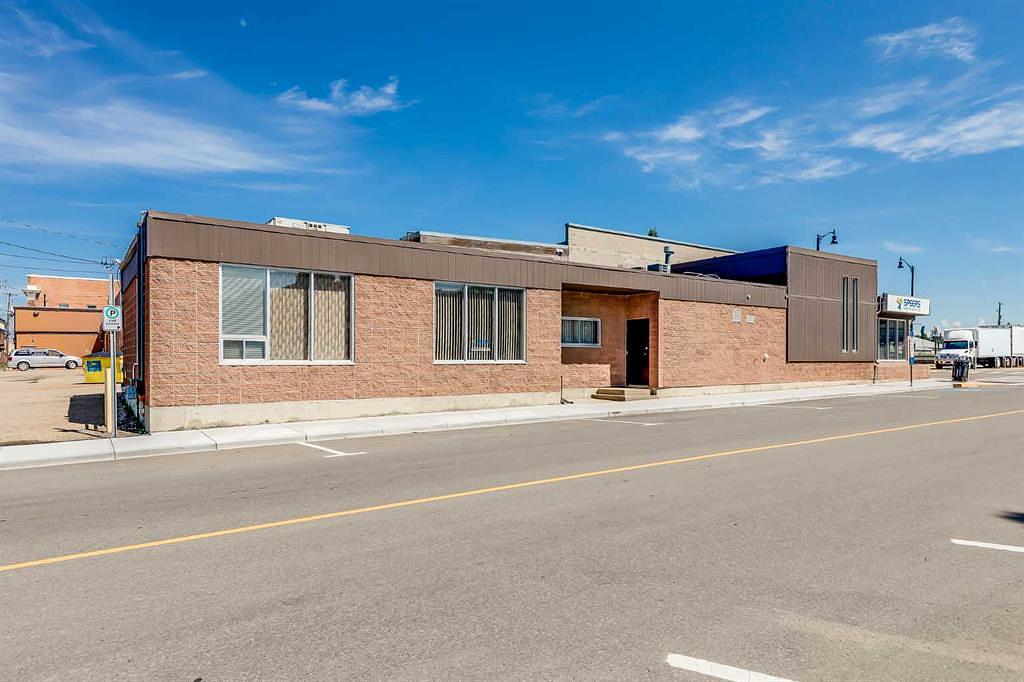 5120 50 Avenue, Olds, AB
