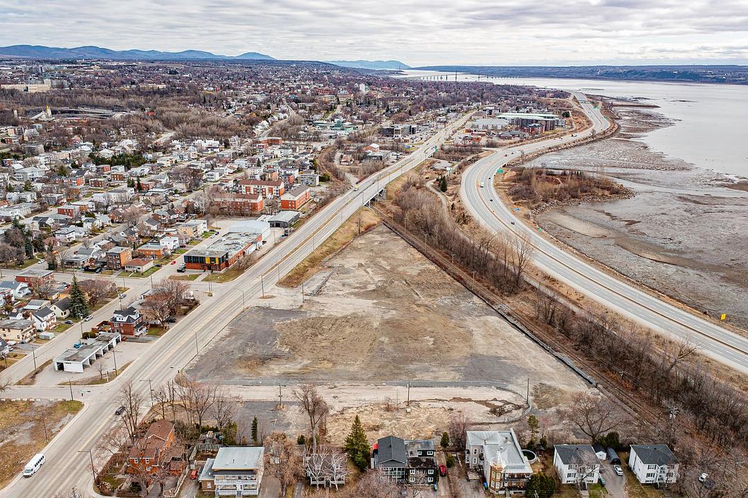 3360 Boulevard Sainte-Anne, Québec, QC
