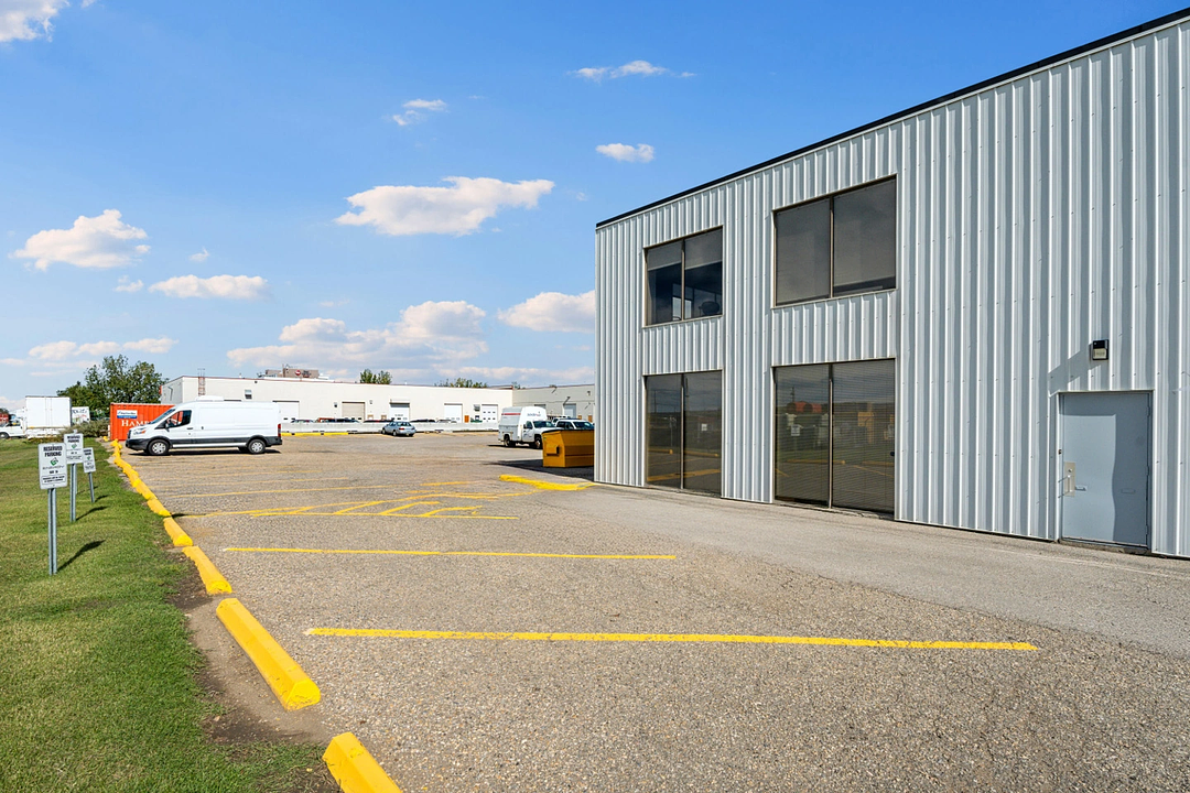 1A - 4001 19 Street Northeast, Calgary, AB