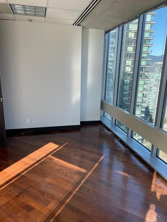 1590 - 1500 West Georgia Street, Vancouver, BC
