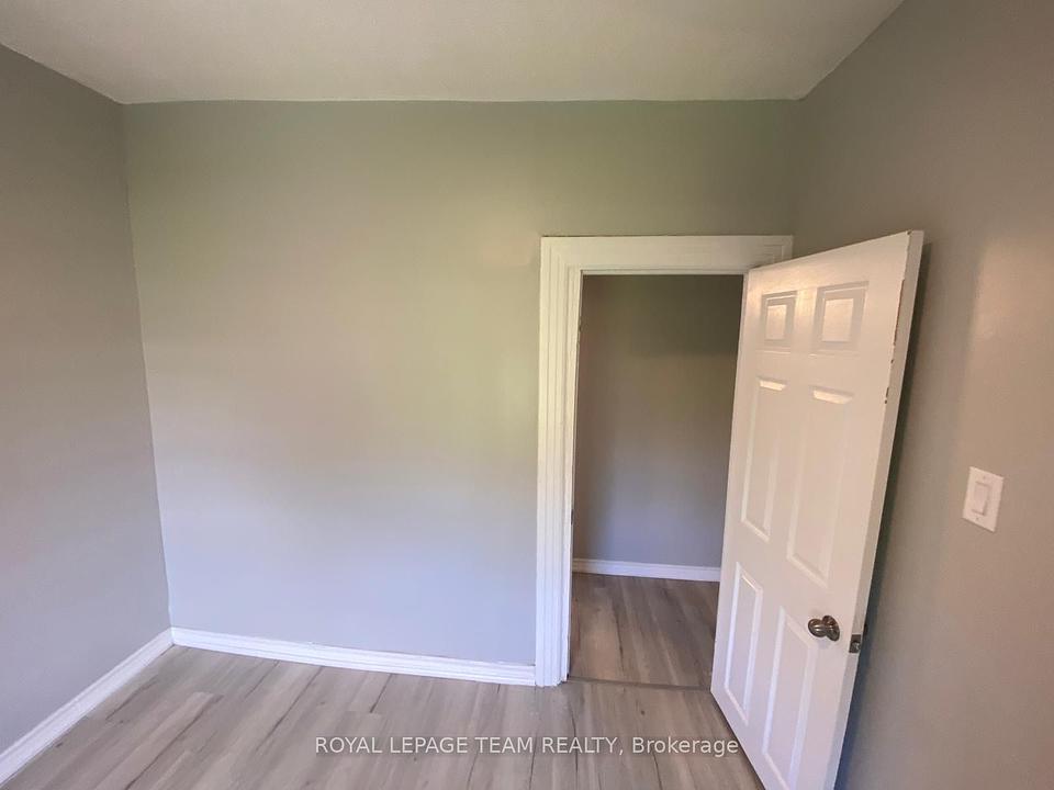 883 Somerset Street West, Ottawa, ON