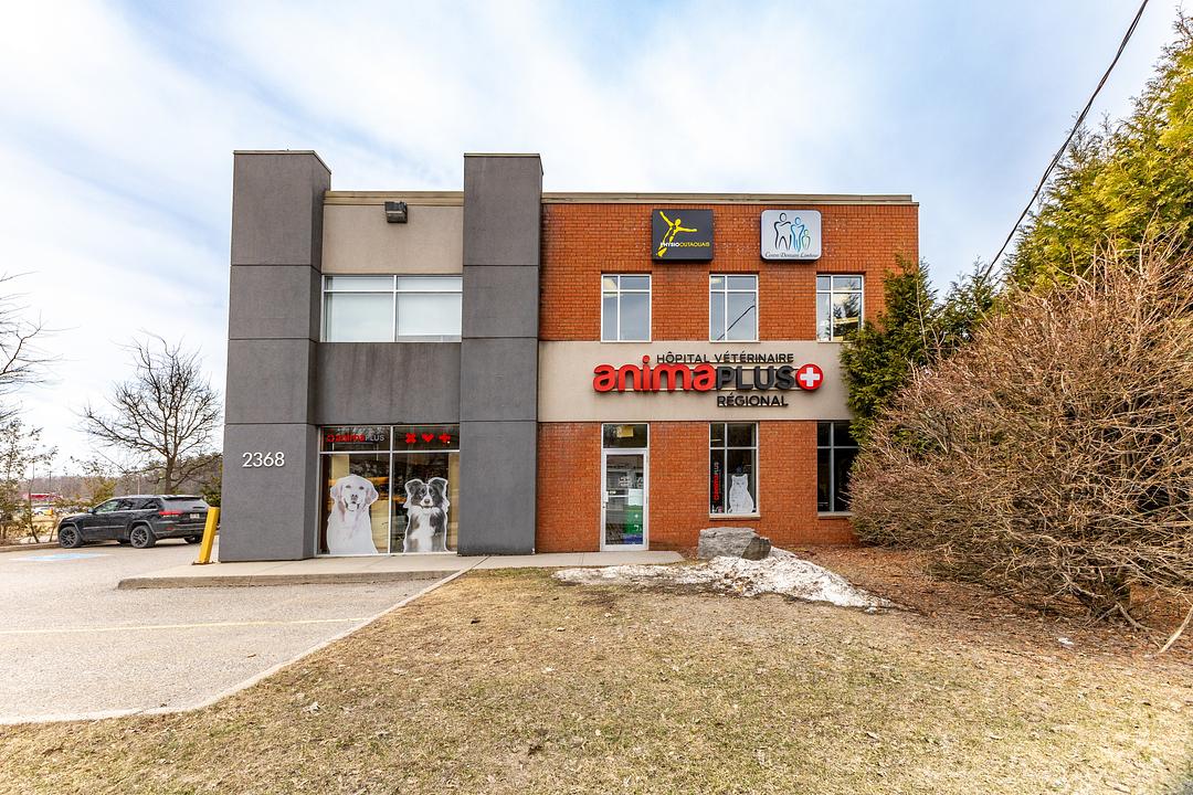 Veterinary Clinic Portfolio, Huit emplacements, QC
