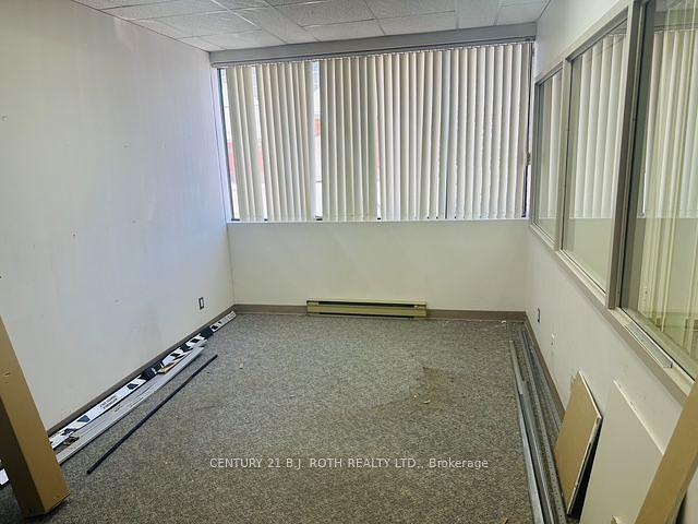 101 - 34 Simcoe Street, Barrie, ON