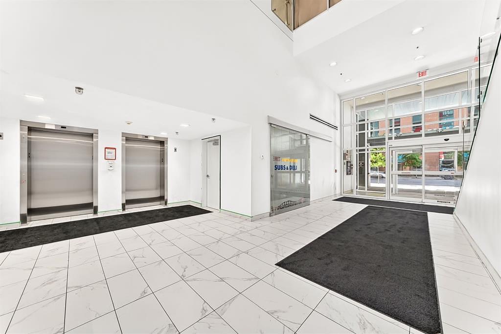 910 - 634 6 Avenue Southwest, Calgary, AB