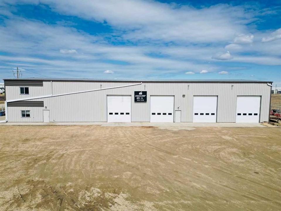 3912 68th Avenue, Leduc, AB