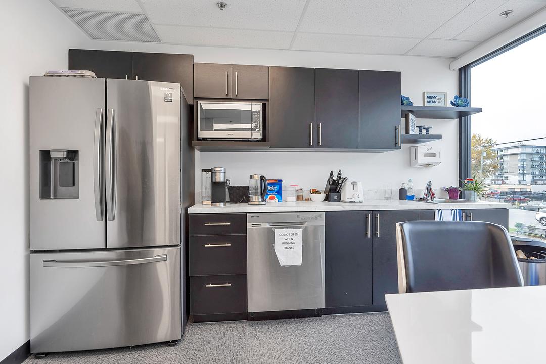 22338 Selkirk Avenue, Maple Ridge, BC