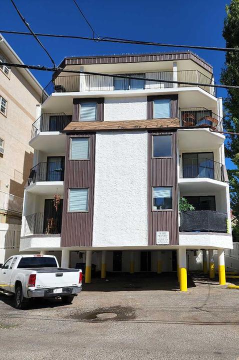 423 3 Avenue Northeast, Calgary, AB