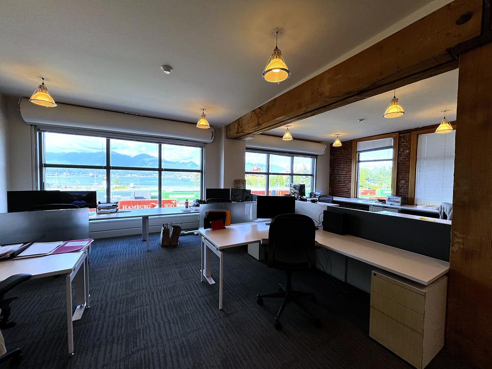 305 - 111 Water St, Vancouver, BC